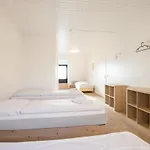 Tolstov - With 2 , 3 And 6 - 15 Min To Messe Dus And Old Town Dus * Dusseldorf